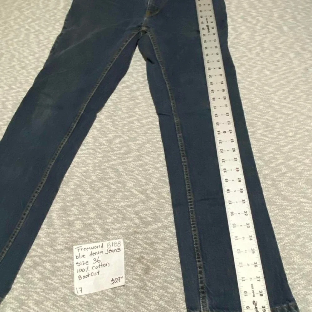 FreeWorld blue denim jeans  bootcut 100% cotton size 36. SKU-B188#denim